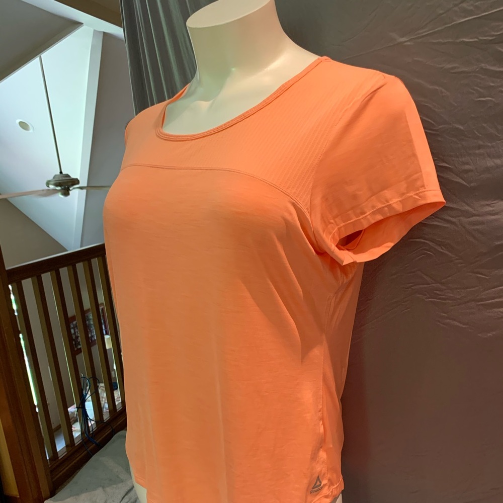 Reebok Top